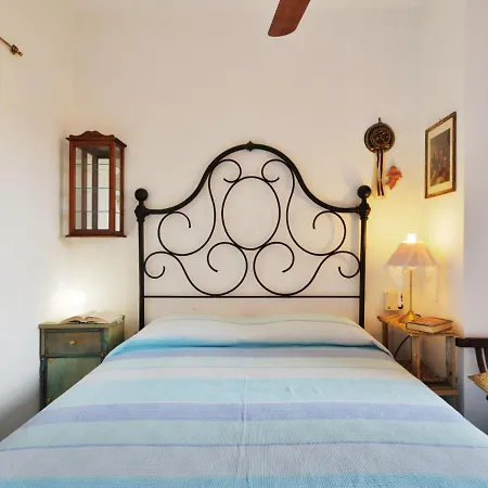 Apartment Locazione Turistica Casa Gabriella *